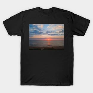 Sunrise in Kill Devil Hills, NC T-Shirt